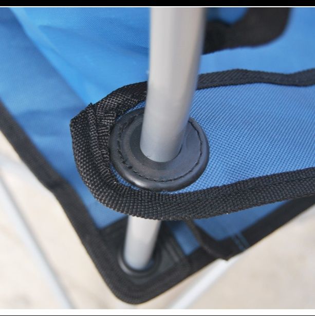 アウトドアチェア 折り畳み式軽量アームレスト付きコンパクト携帯椅子