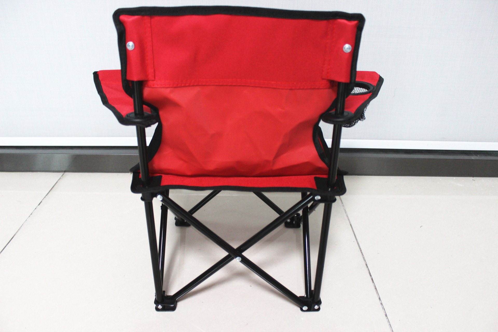 アウトドアチェア 折りたたみ式背もたれ付きコンパクト肘掛け椅子