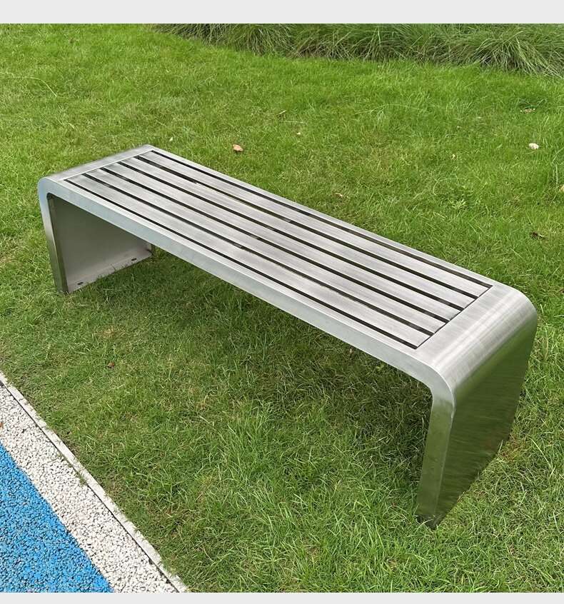 https://fulmo-img-server.com/outdoor-chair-lab/1d0466cd234b4b3381bbe01ac23d51bd.jepg