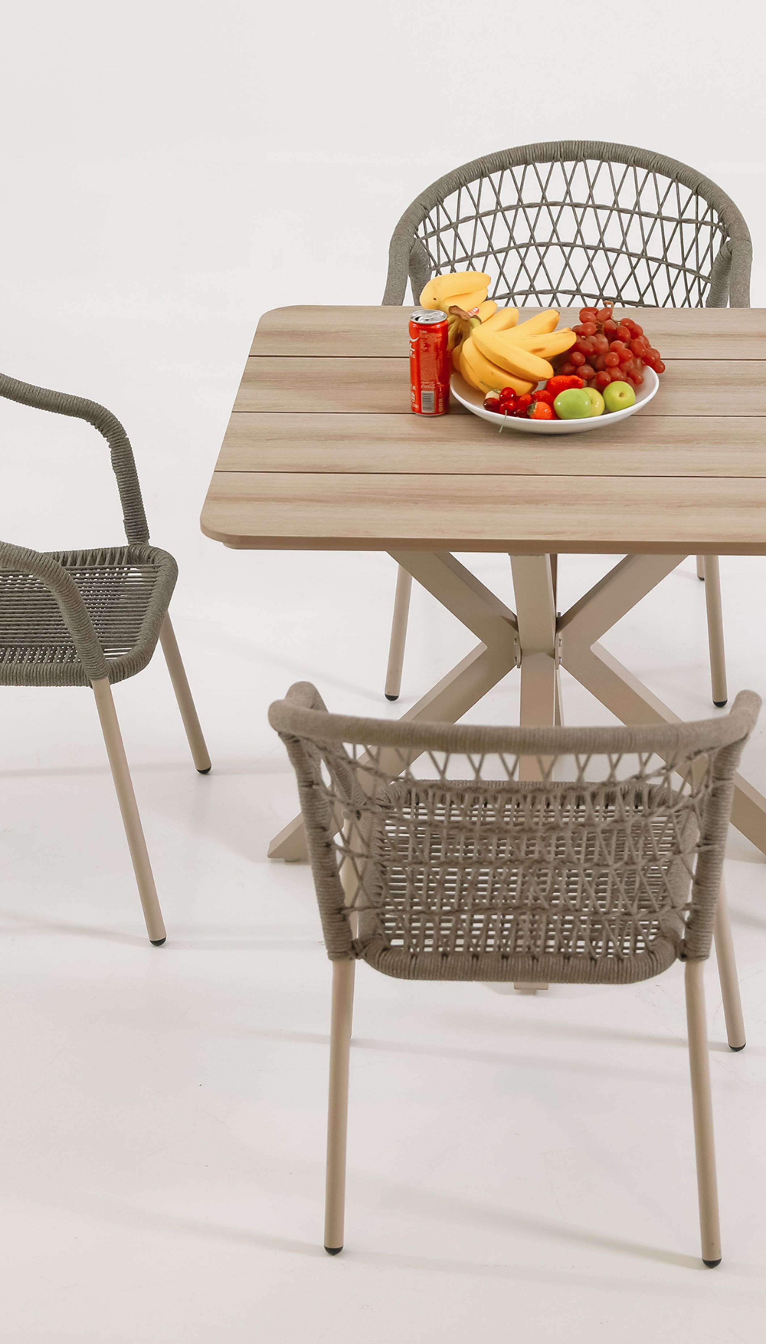 https://fulmo-img-server.com/outdoor-chair-lab/64304650b2734c0e8fdc08331568ae93.jepg