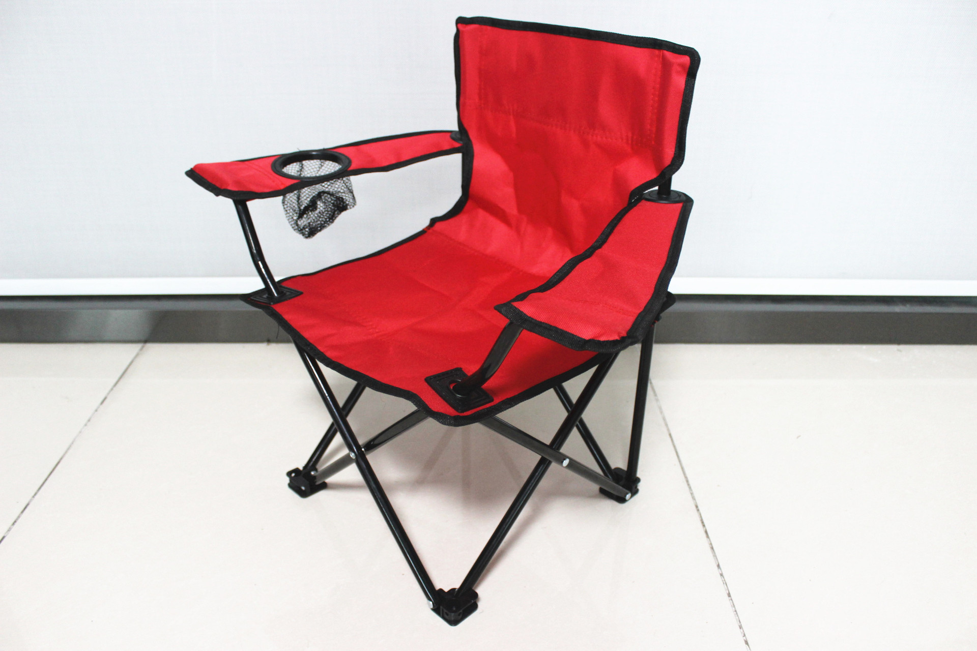 アウトドアチェア 折りたたみ式背もたれ付きコンパクト肘掛け椅子