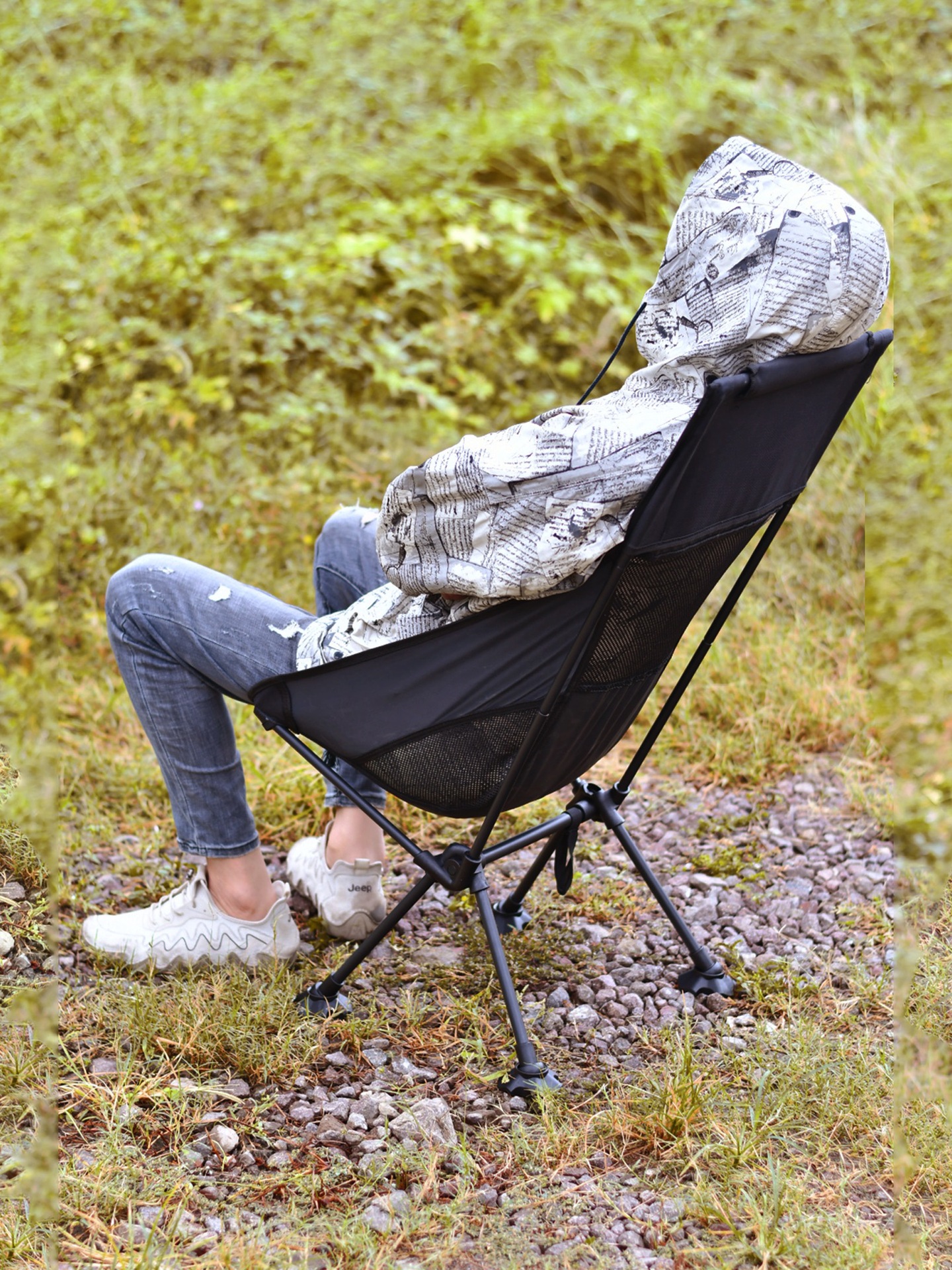 https://fulmo-img-server.com/outdoor-chair-lab/a1818ea0-e963-419c-b4d3-84b5d5ecdf12.jpg