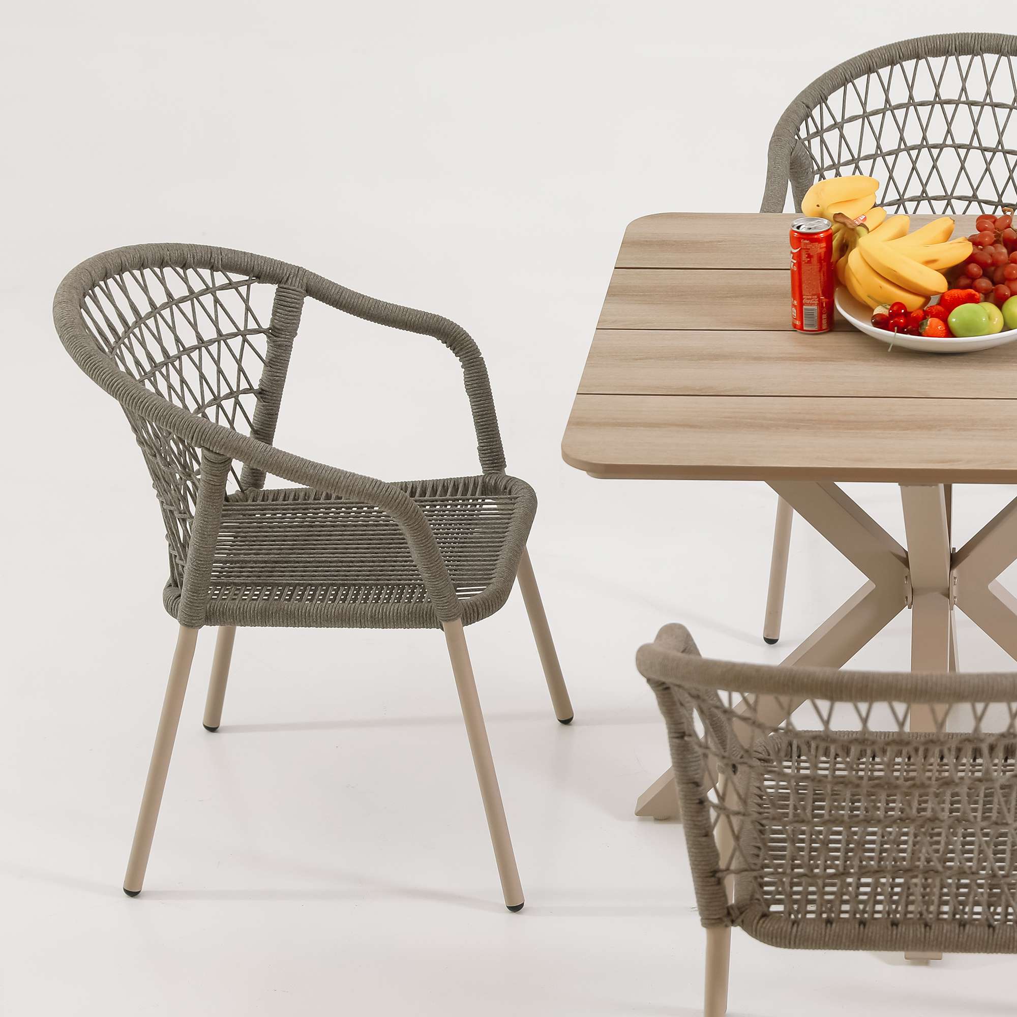 https://fulmo-img-server.com/outdoor-chair-lab/bb9389901fc04befb257f1f433a198d4.jepg