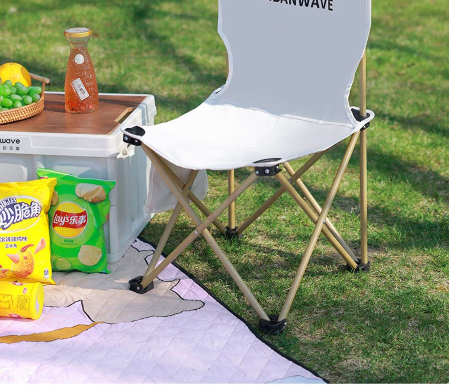 https://fulmo-img-server.com/outdoor-chair-lab/ce8bd9ca9bbd453cb5b07bb4f00bac29.jepg