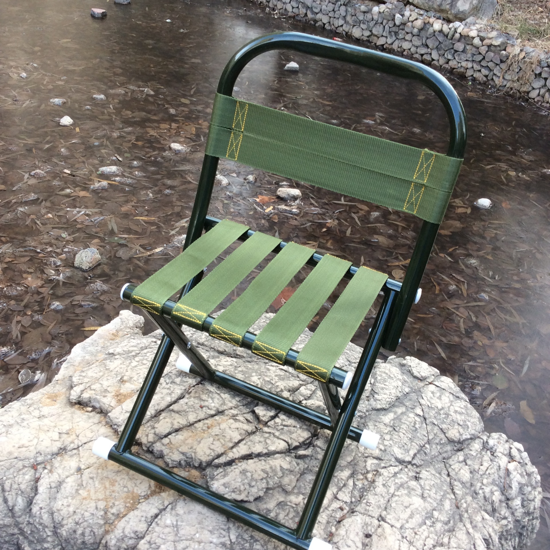https://fulmo-img-server.com/outdoor-chair-lab/d5cd993f-a2e0-4a52-973e-9493178c4751.jpg