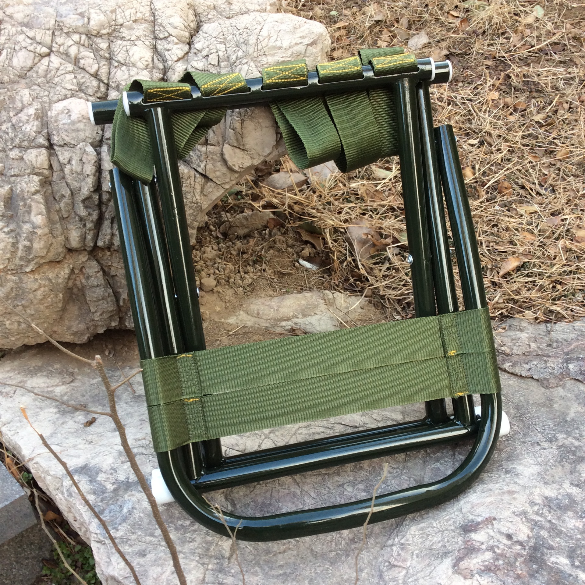 https://fulmo-img-server.com/outdoor-chair-lab/e9794def-abb8-4435-bede-2a640460392c.jpg