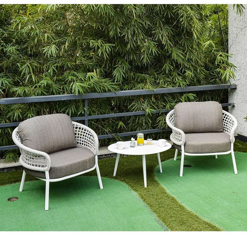 https://fulmo-img-server.com/outdoor-chair-lab/e98741ac70a24c8a8a64833a3fb5b73c.jepg