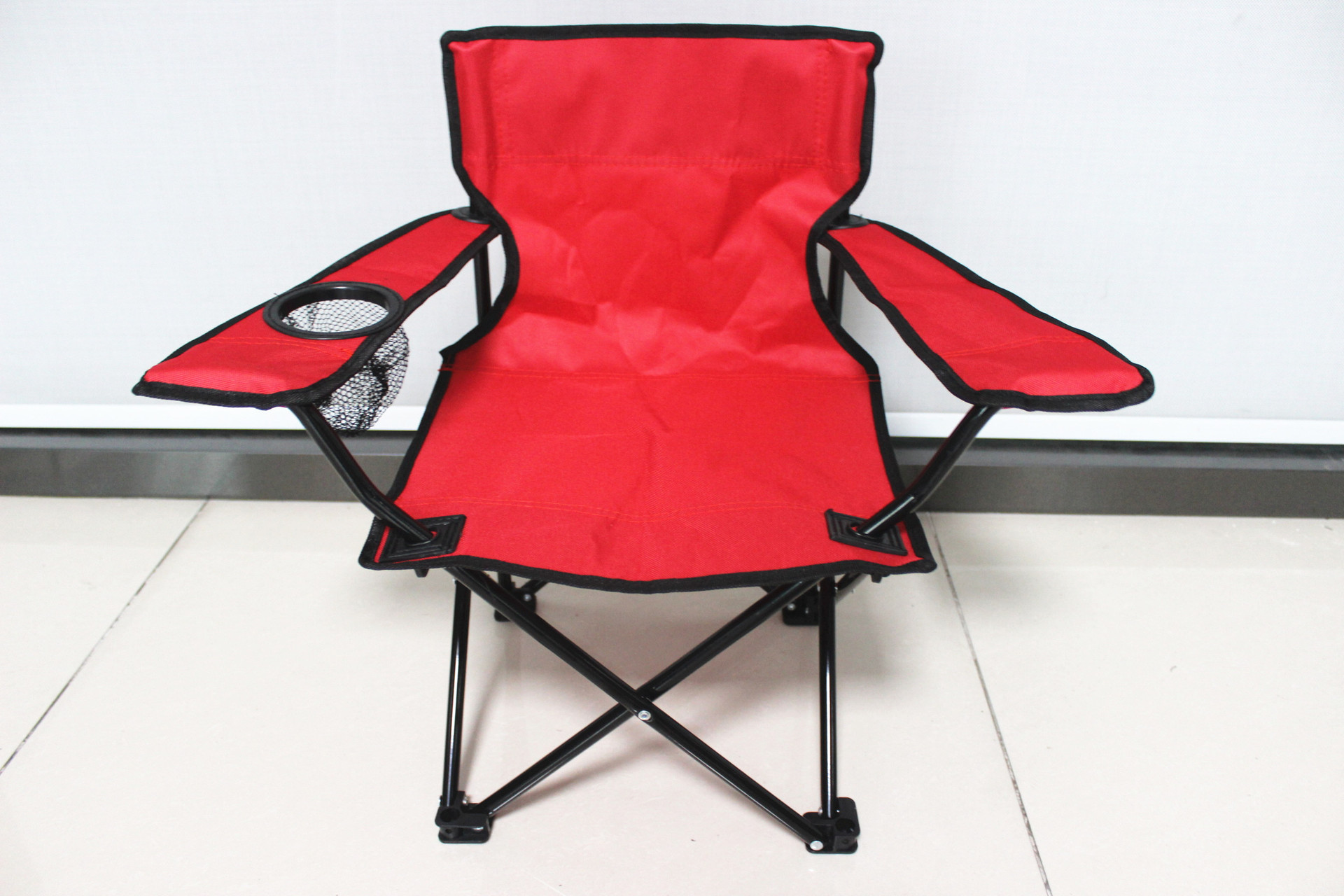 アウトドアチェア 折りたたみ式背もたれ付きコンパクト肘掛け椅子