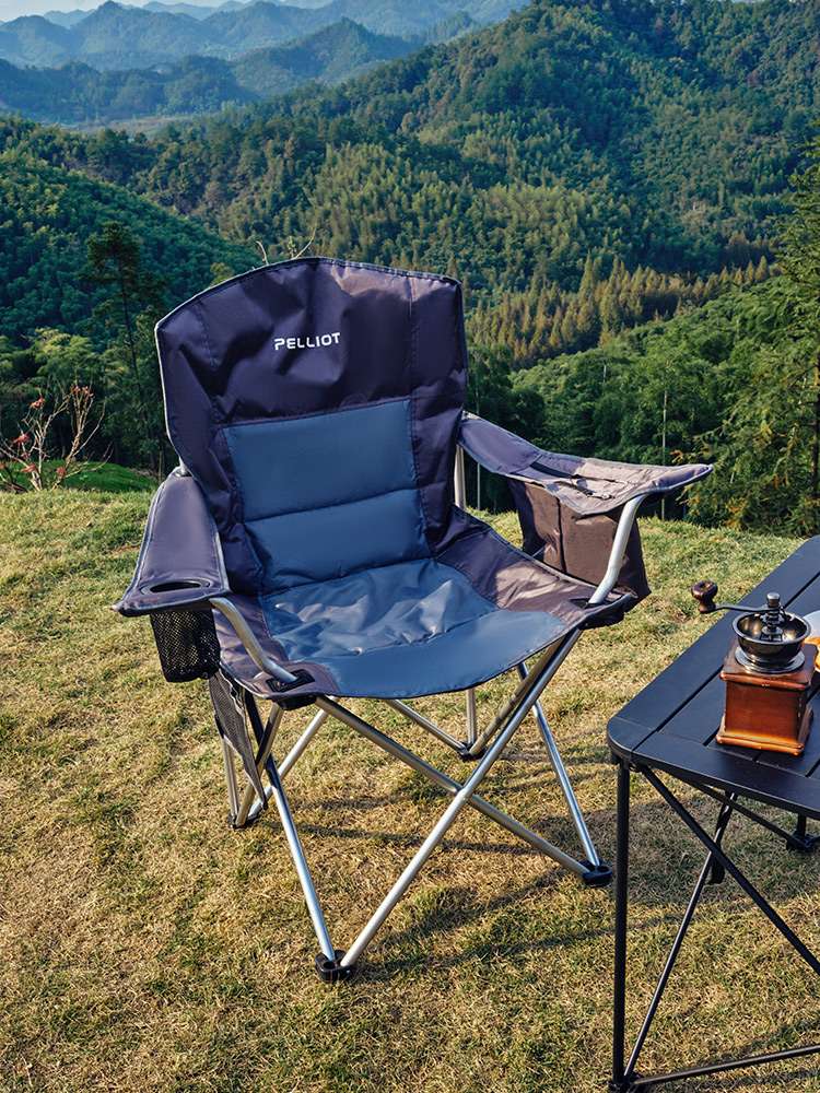 https://fulmo-img-server.com/outdoor-chair-lab/fd0248b7bd014d97ae47c704e2d60240.jpg