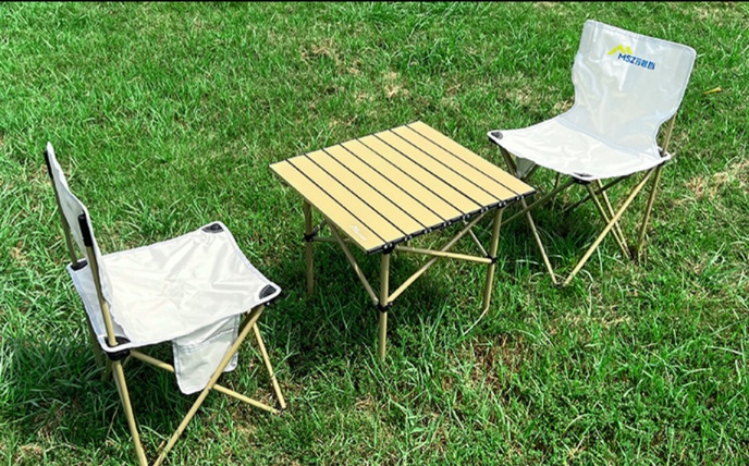折りたたみ式 軽量アウトドアテーブル＆チェアセット