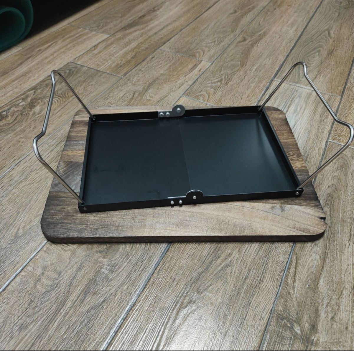 https://fulmo-img-server.com/outdoor-table-lab/1742885333760_1aq2wgcg_n3t39veb.jpeg