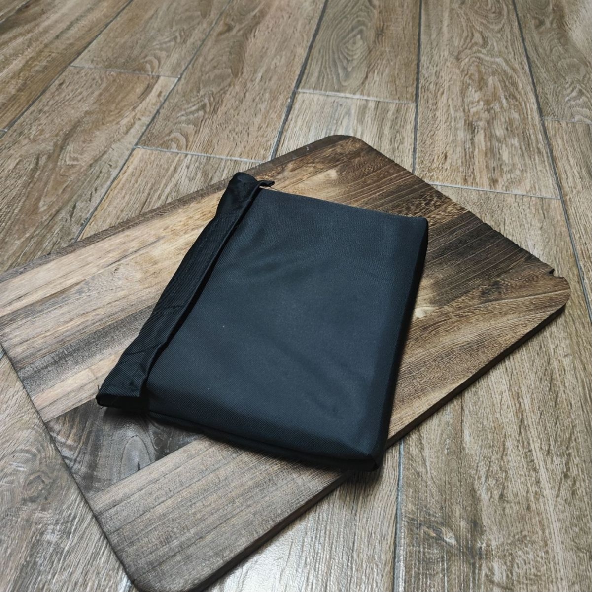 https://fulmo-img-server.com/outdoor-table-lab/1742885373979_7f35k2cy_rk8c5pbv.jpeg
