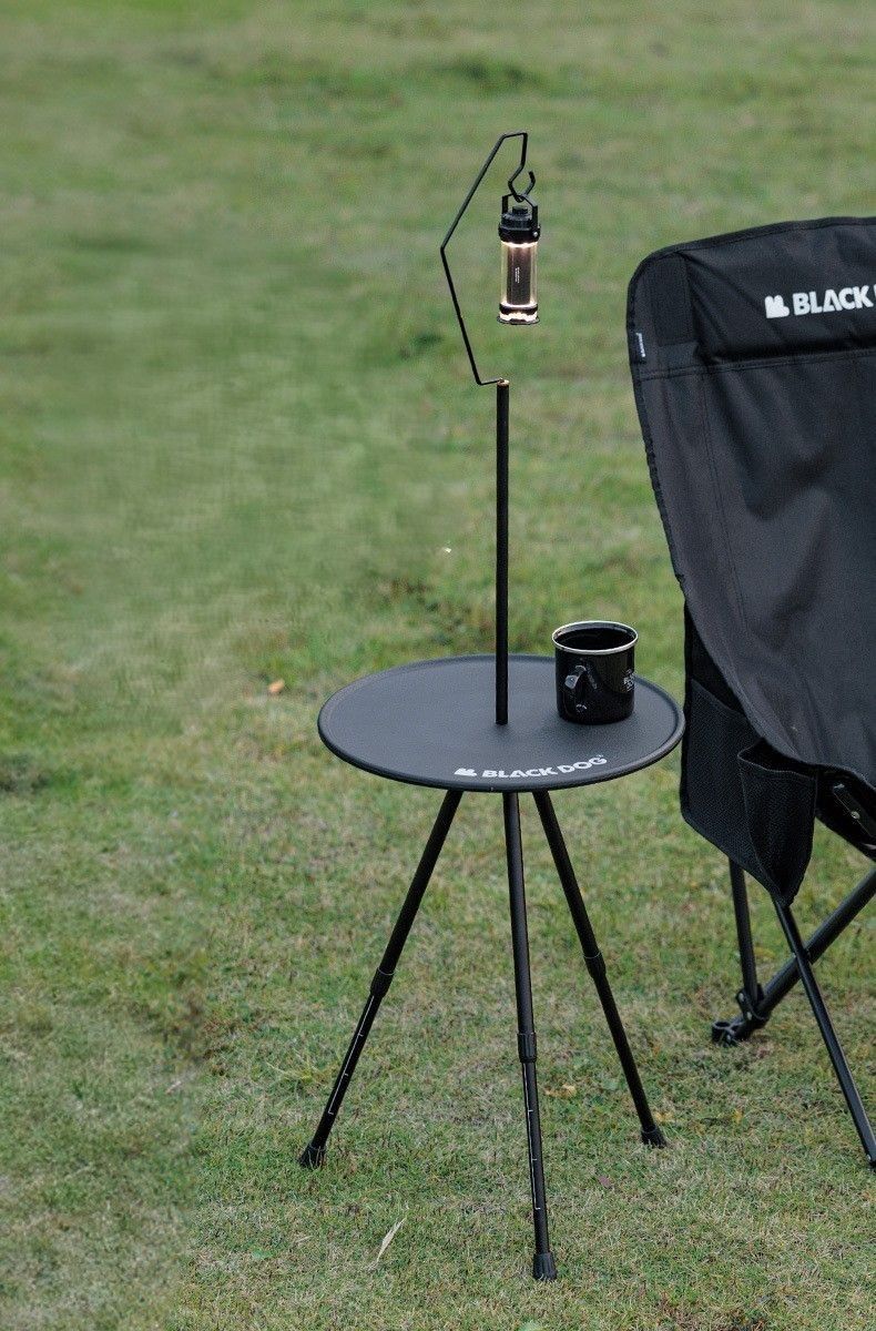 アウトドアテーブル 折り畳み式照明掛け付き三脚サイドテーブル