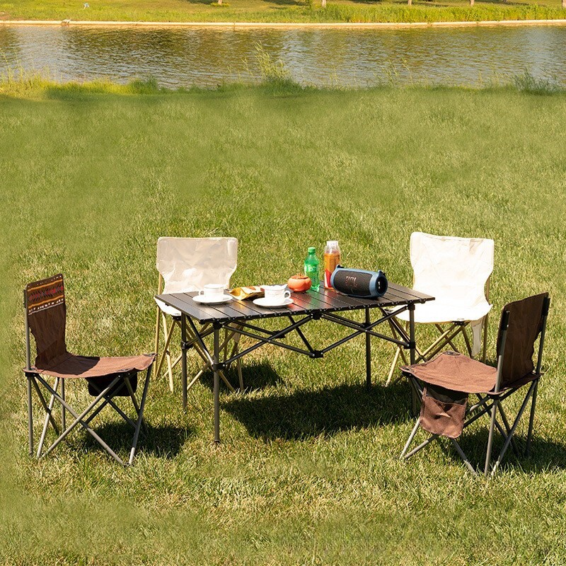 https://fulmo-img-server.com/outdoor-table-lab/689911fc-728c-496d-83ed-d54d03500f29.jpg