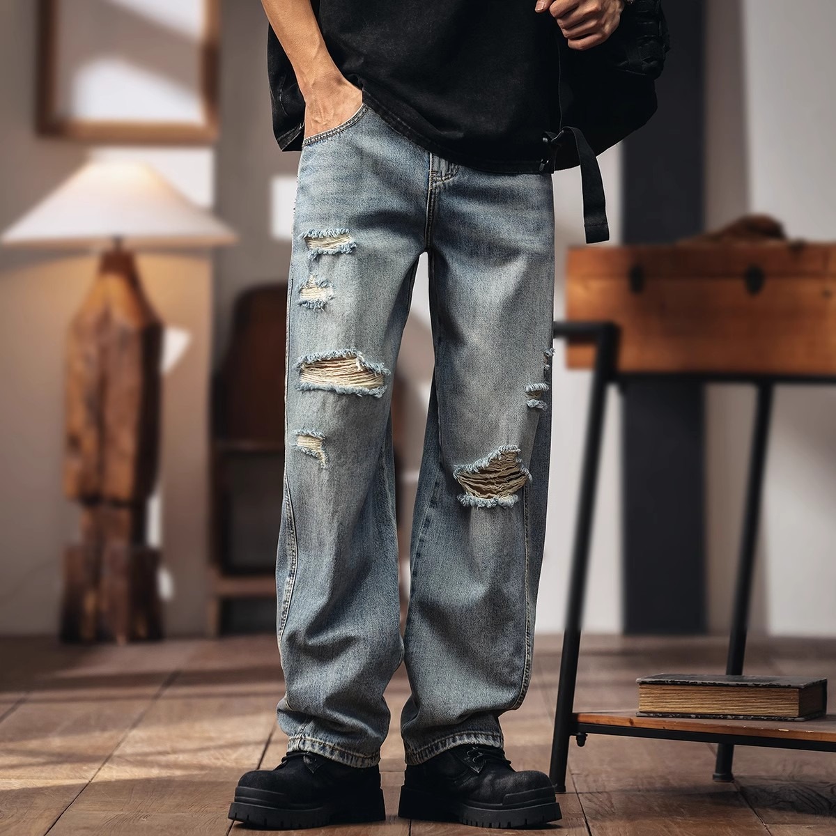 アウトドアファッション ヴィンテージ加工ダメージデニムワイドパンツ