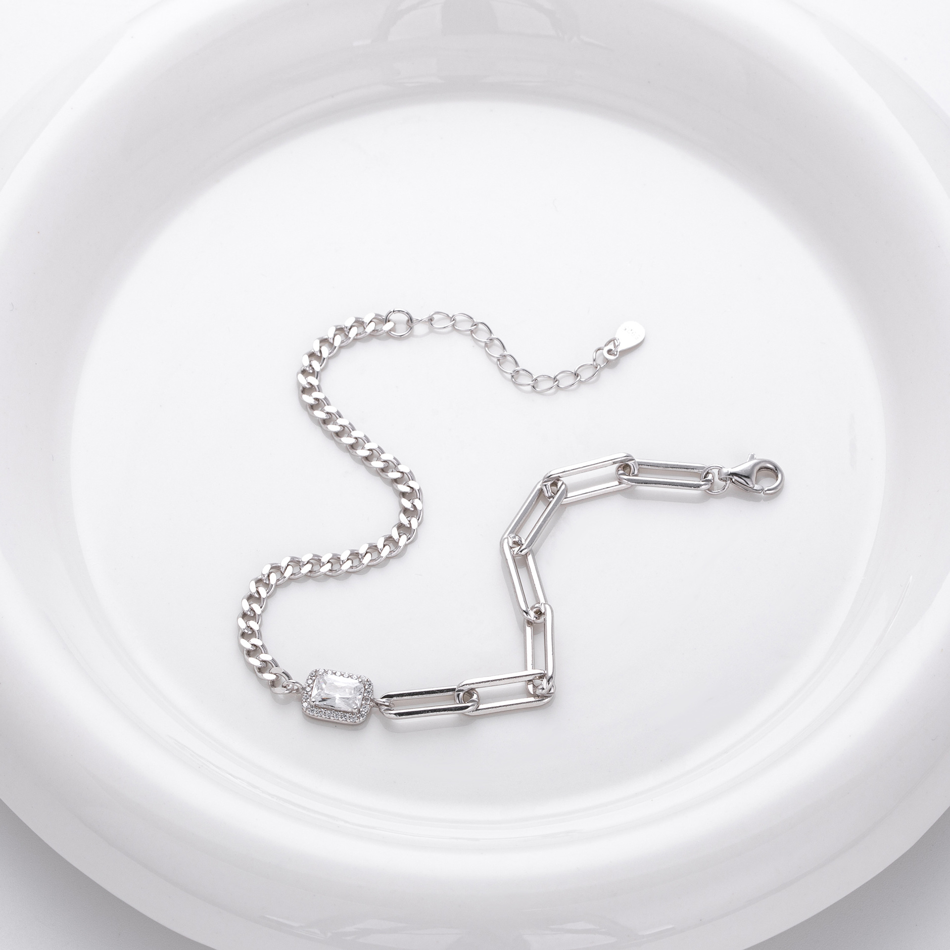 ペアブレスレット 煌めく宝石付き異素材チェーンペアブレスレット