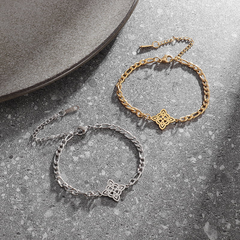 ペアブレスレット 四つ葉モチーフ幸運を呼ぶチェーンブレスレット
