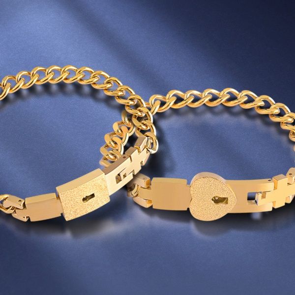 ペアブレスレット 鍵と鍵穴モチーフ同心錠チェーンブレスレット