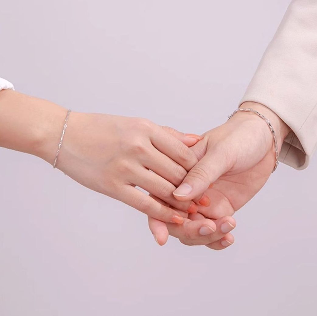 https://fulmo-img-server.com/pairheart/1788399884656_ktsqttdr_oprjj3j1.jpeg