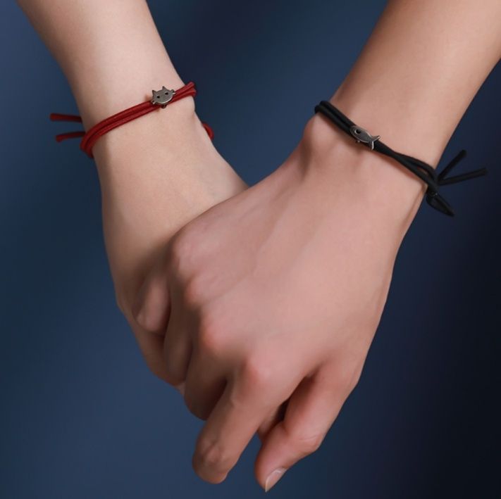 https://fulmo-img-server.com/pairheart/1788932501189_mzm2p8i9_f5yr8wb8.jpeg