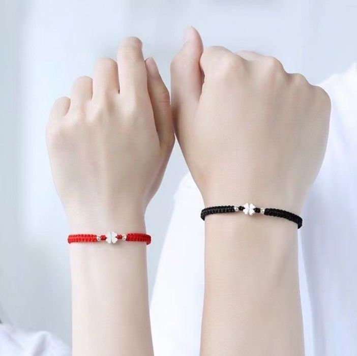 https://fulmo-img-server.com/pairheart/1790385950266_nxupv3pl_08l39w0o.jpeg