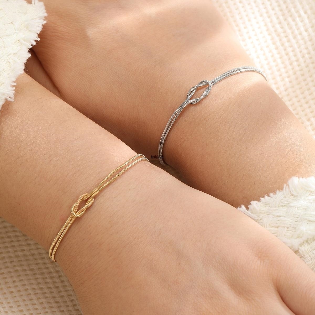 ブレスレットペア 結び目モチーフ 絆のブレスレット