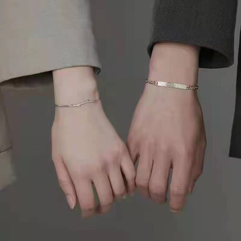 https://fulmo-img-server.com/pairheart/4a4a615f-eadb-4766-a36e-b953d1f9529a.jpg