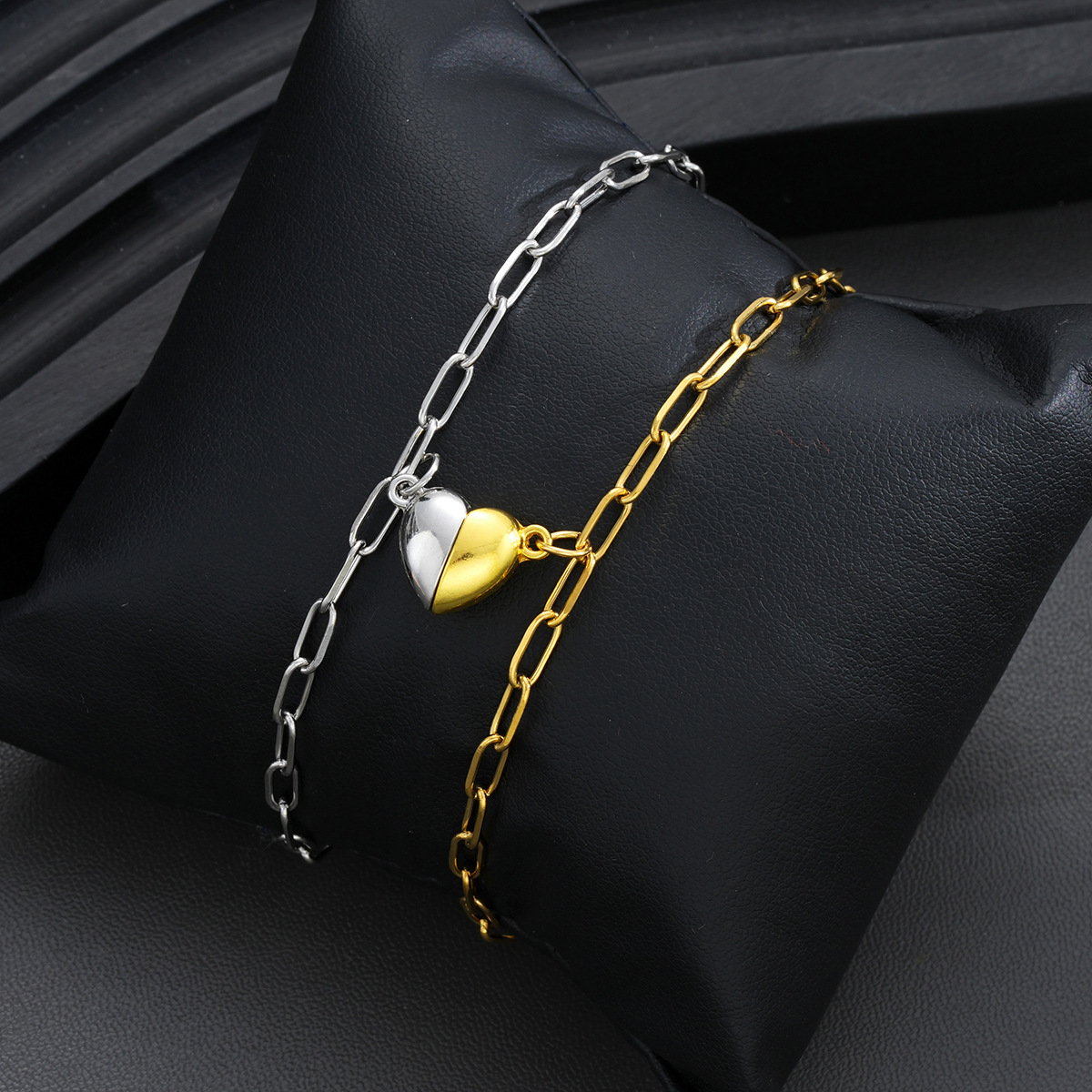 ペアブレスレット ハート型チャーム付き長方形チェーンブレスレット