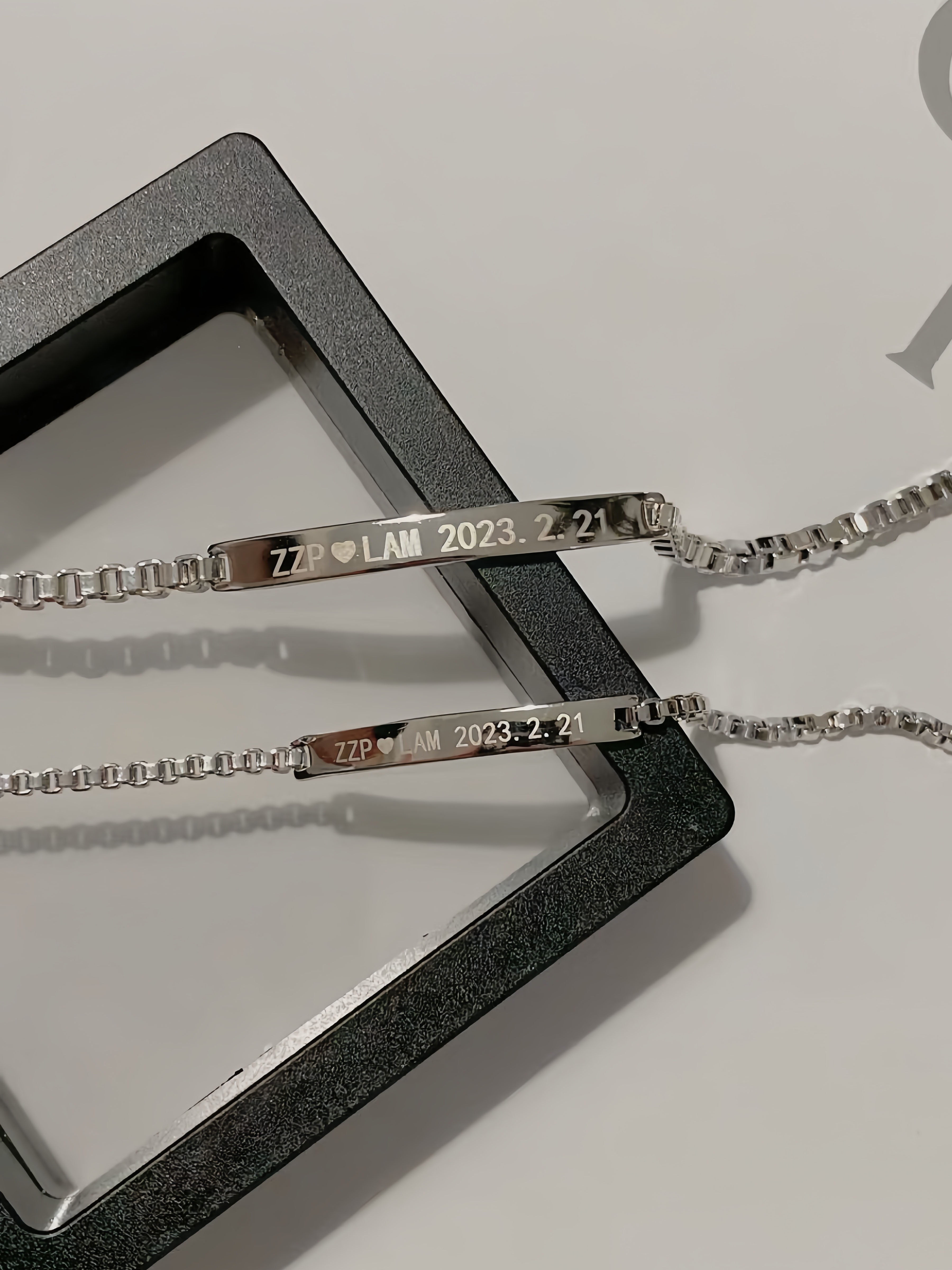 ブレスレットペア 想いを結ぶメッセージバーブレスレット