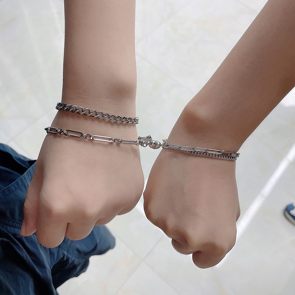 ペアブレスレット 二連チェーン調節可能プレート付ペアブレスレット