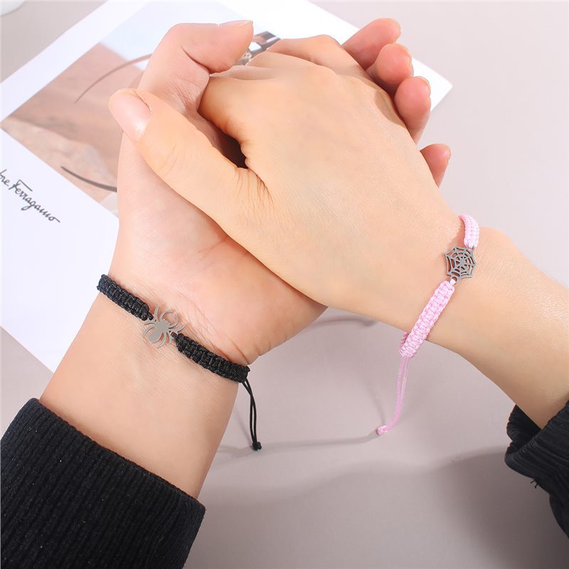 ペアブレスレット 蜘蛛と蜘蛛の巣モチーフ編み込み紐ブレスレット
