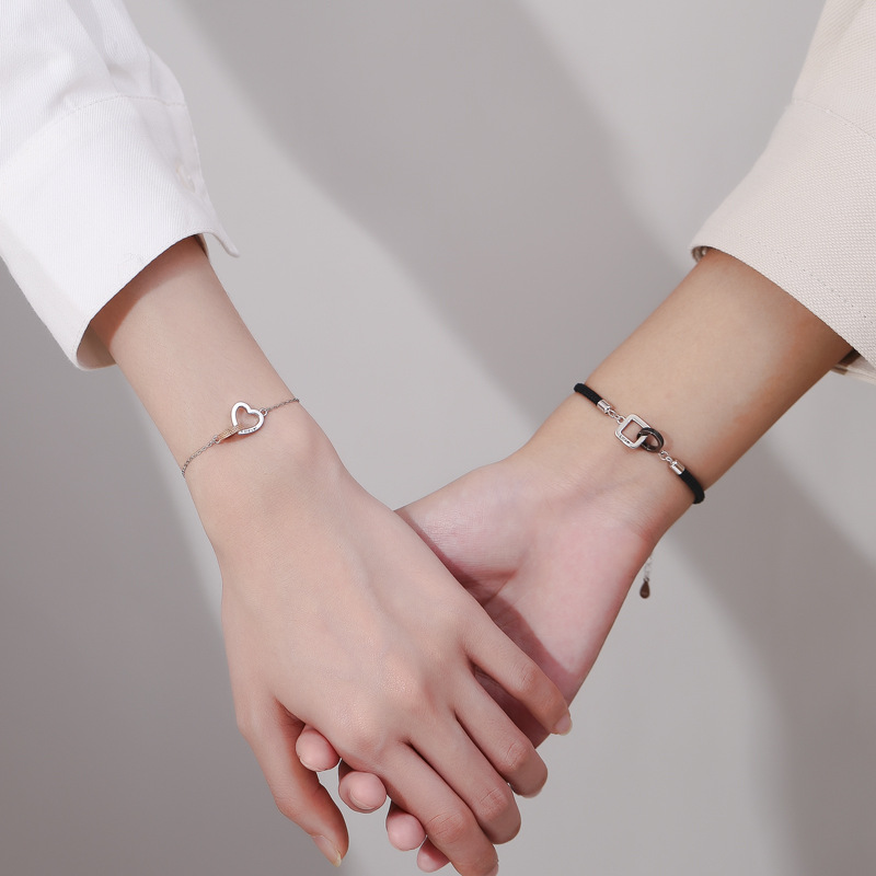 https://fulmo-img-server.com/pairheart/7d49414d-903e-4588-affa-10ffbe44023b.jpg