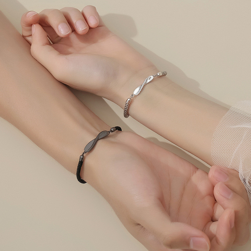 https://fulmo-img-server.com/pairheart/97e90dc6-5ca9-4214-af3d-80528d672490.jpg