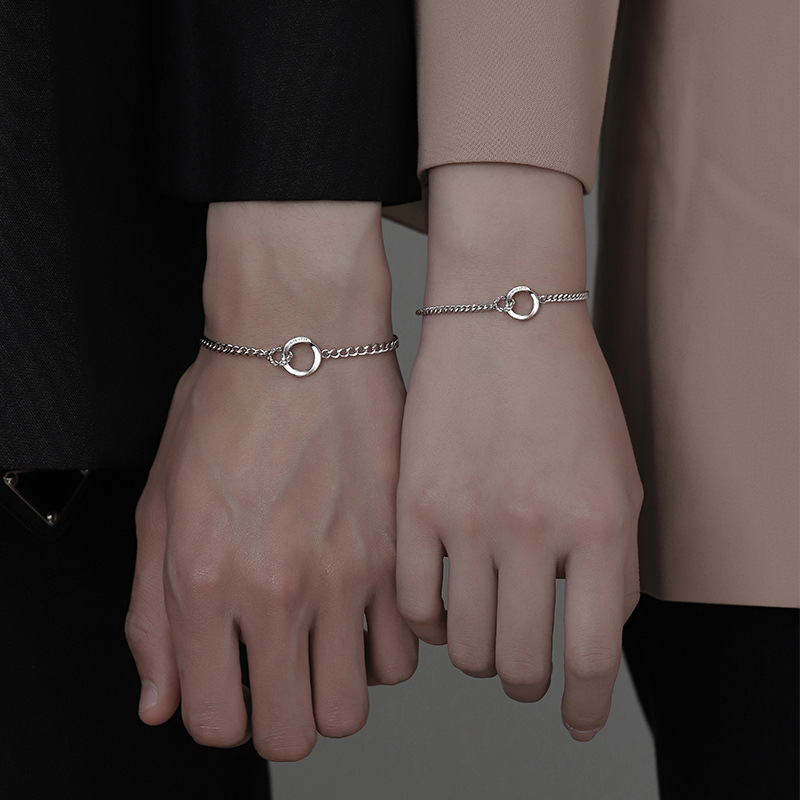 二連リングモチーフ純銀ペアブレスレット