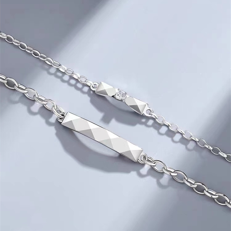 https://fulmo-img-server.com/pairheart/9da0a23d-7a39-4e46-8388-106d7a1753e1.jpg