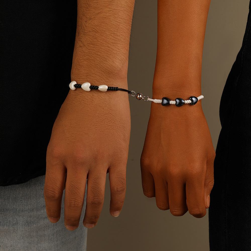 ペアブレスレット ハート型ビーズ編み込みペア紐ブレスレット