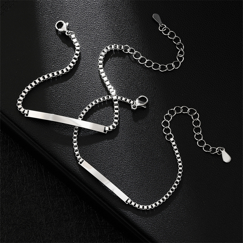 ペアブレスレット 刻印可能プレート付きボックスチェーンペアブレスレット