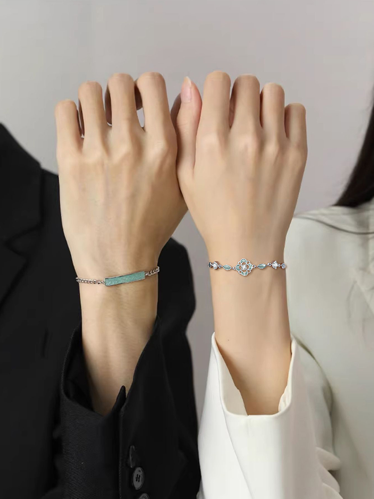 花と窓ペアブレスレット