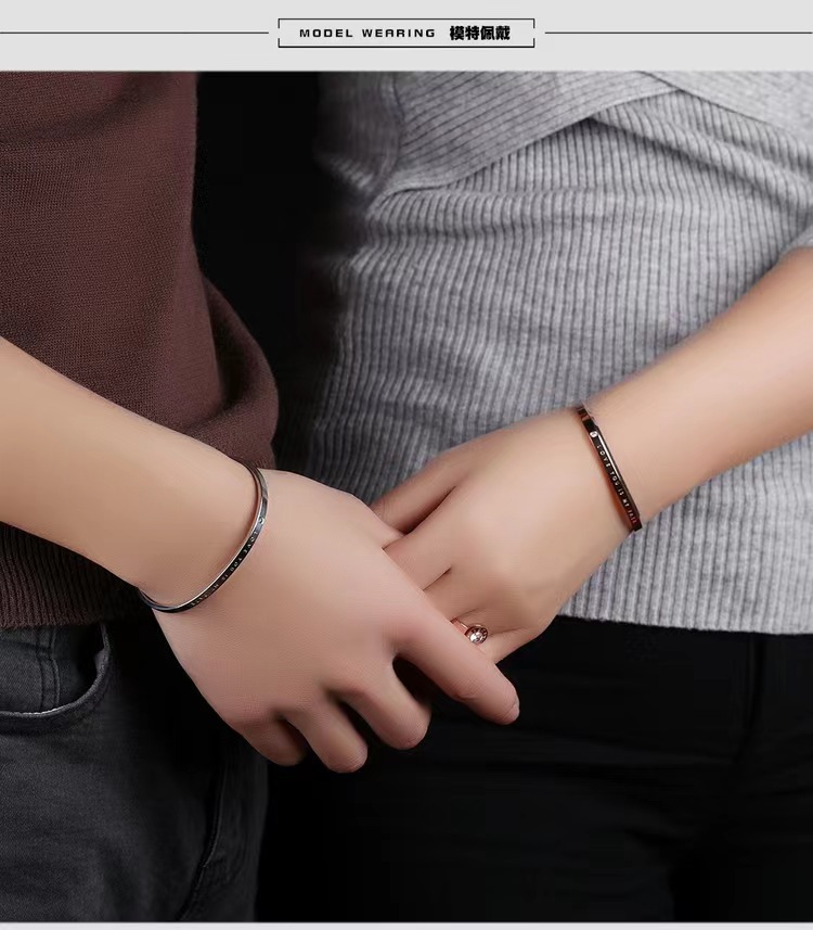 ペアブレスレット 刻印メッセージ入り細身バングルペアブレスレット