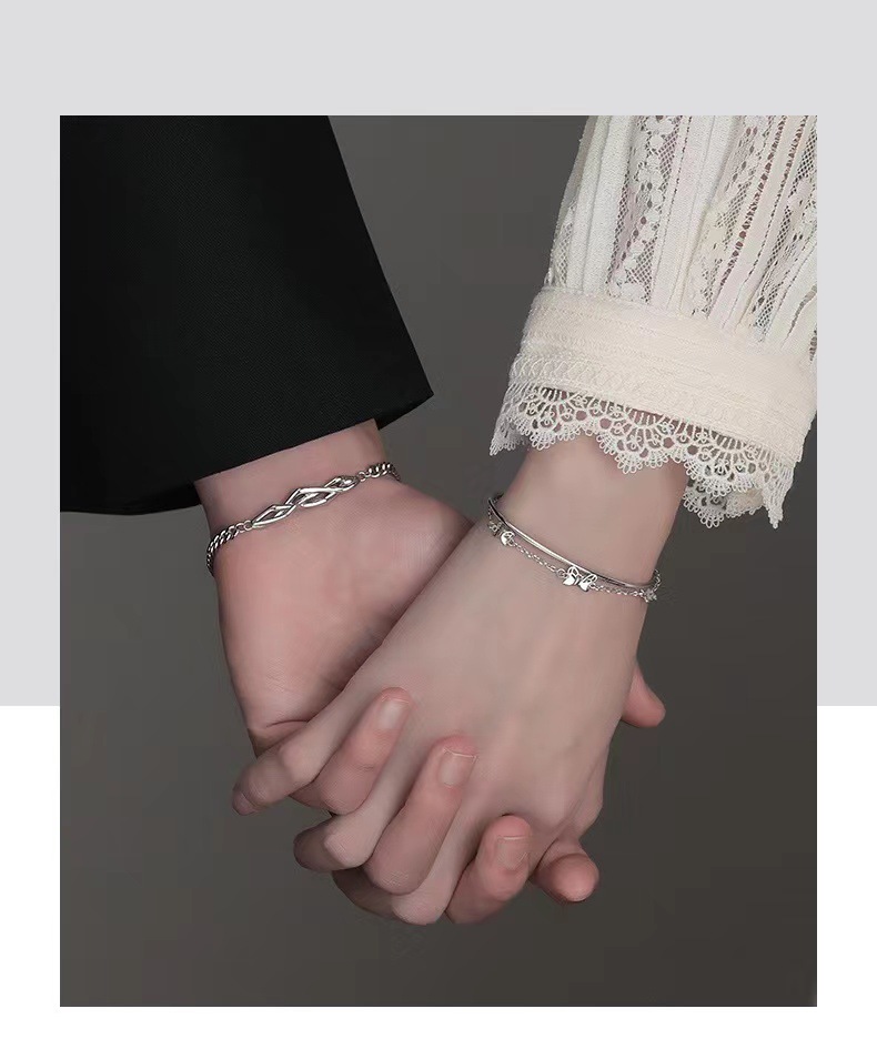 https://fulmo-img-server.com/pairheart/e16aaed2-f394-48da-a5be-39a8db49314b.jpg