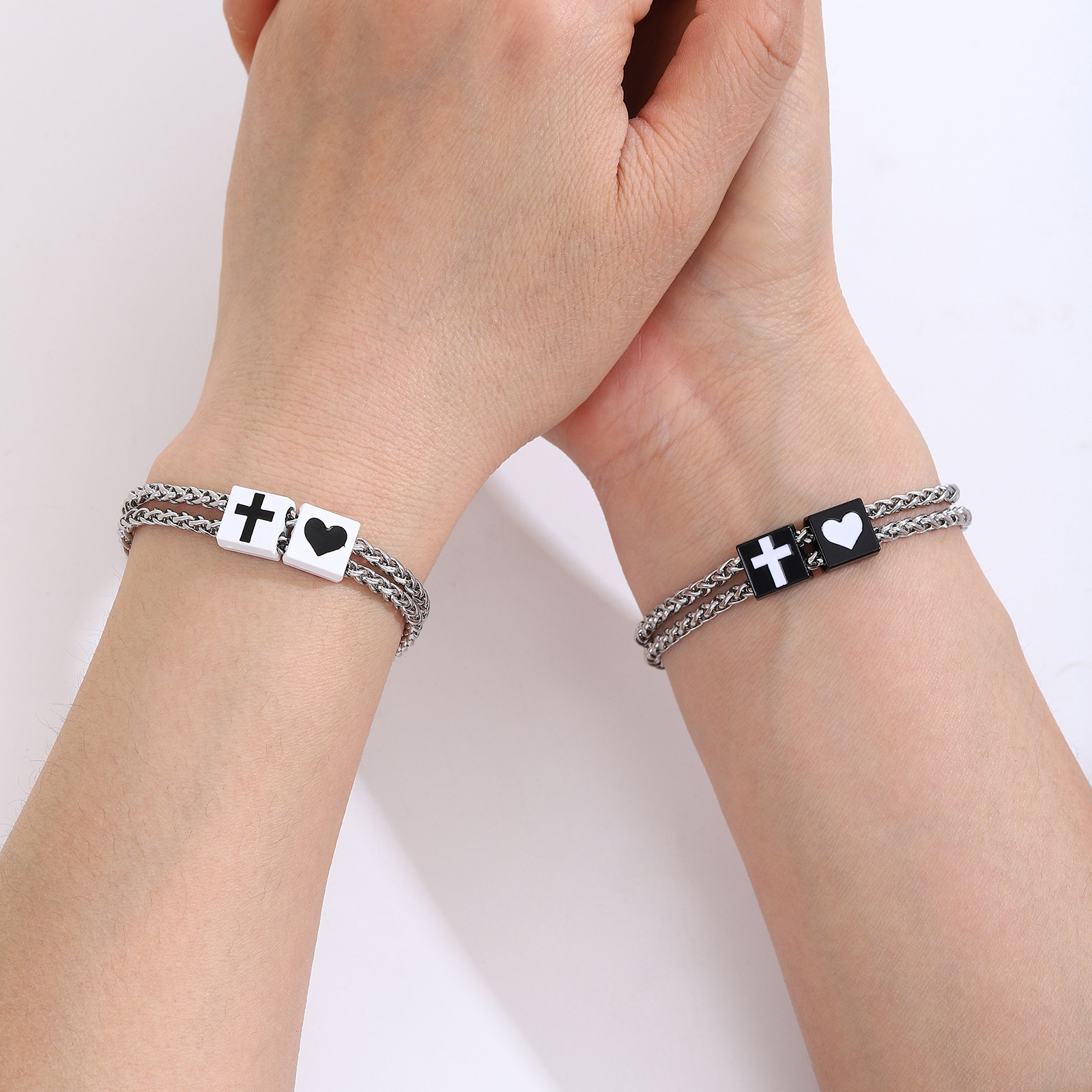 ペアブレスレット 十字架とハートの二連鎖ペアブレスレット