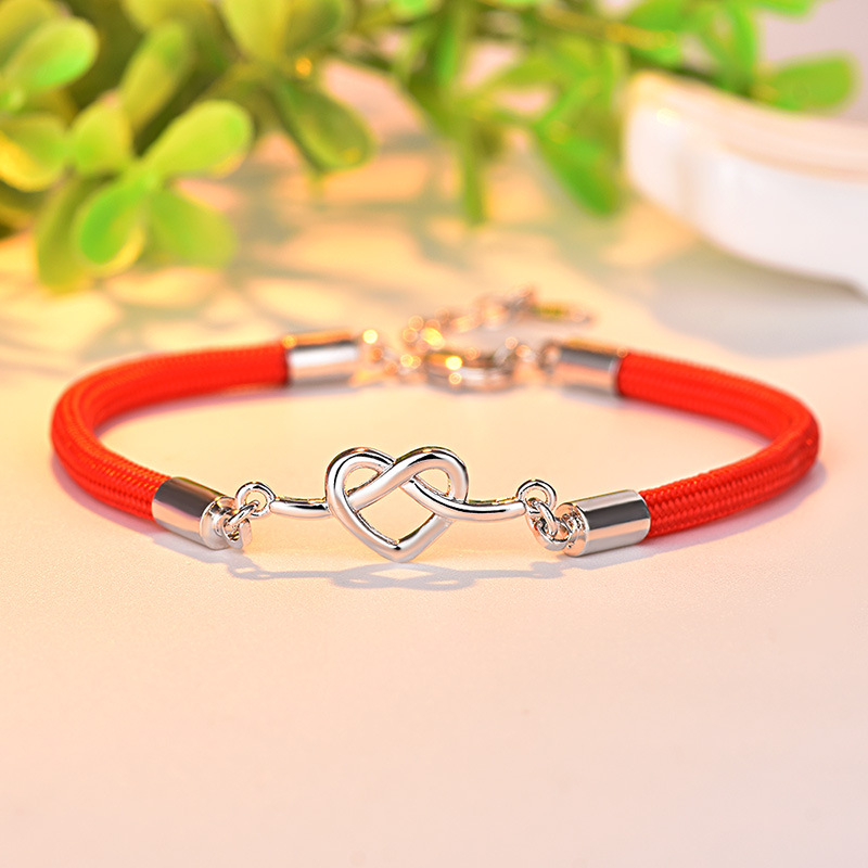https://fulmo-img-server.com/pairheart/e4acaf51-df5f-42b8-88e8-e0a1e674f8d0.jpg
