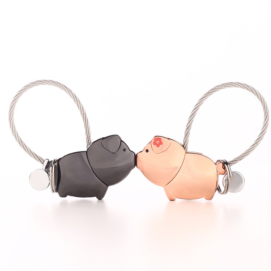 ペアキーホルダー かわいいマグネット式 ブタちゃんカップルキーホルダー