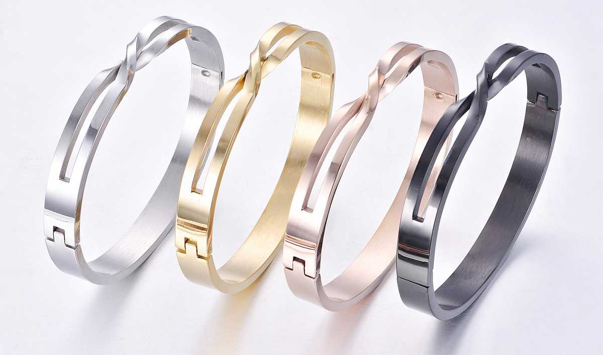 【2025年最新】高校生におすすめの安いペアブレスレット5選！