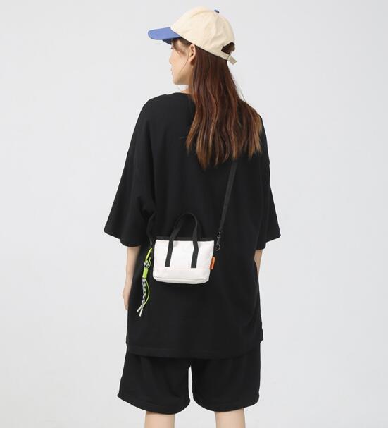 https://fulmo-img-server.com/pairl/edc0dc6f-a123-4a74-890e-df3e8d43ddbe.jpg