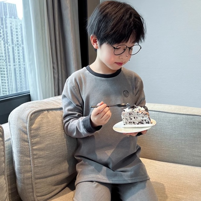 子どもパジャマ ふんわりトレーナーパジャマ上下セット