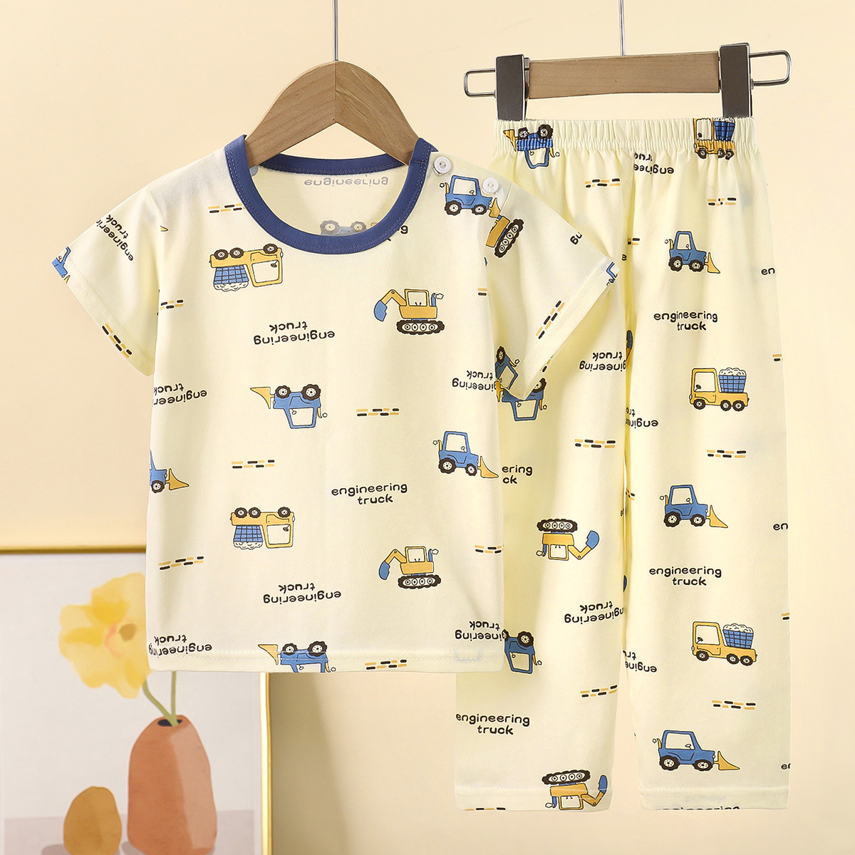 子どもパジャマ 働く車柄のやわらか半袖パジャマ