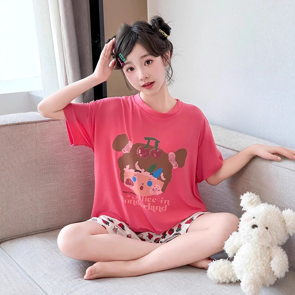 子どもパジャマ 不思議の国の子ども用夏パジャマ