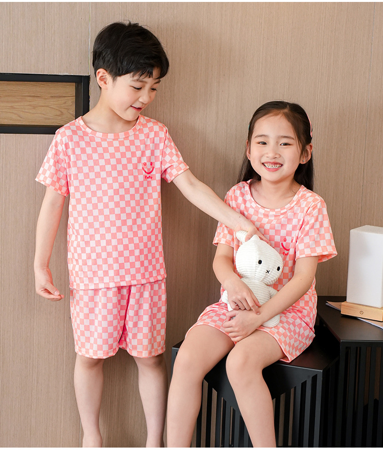 子どもパジャマ 市松模様の涼やかセットアップ