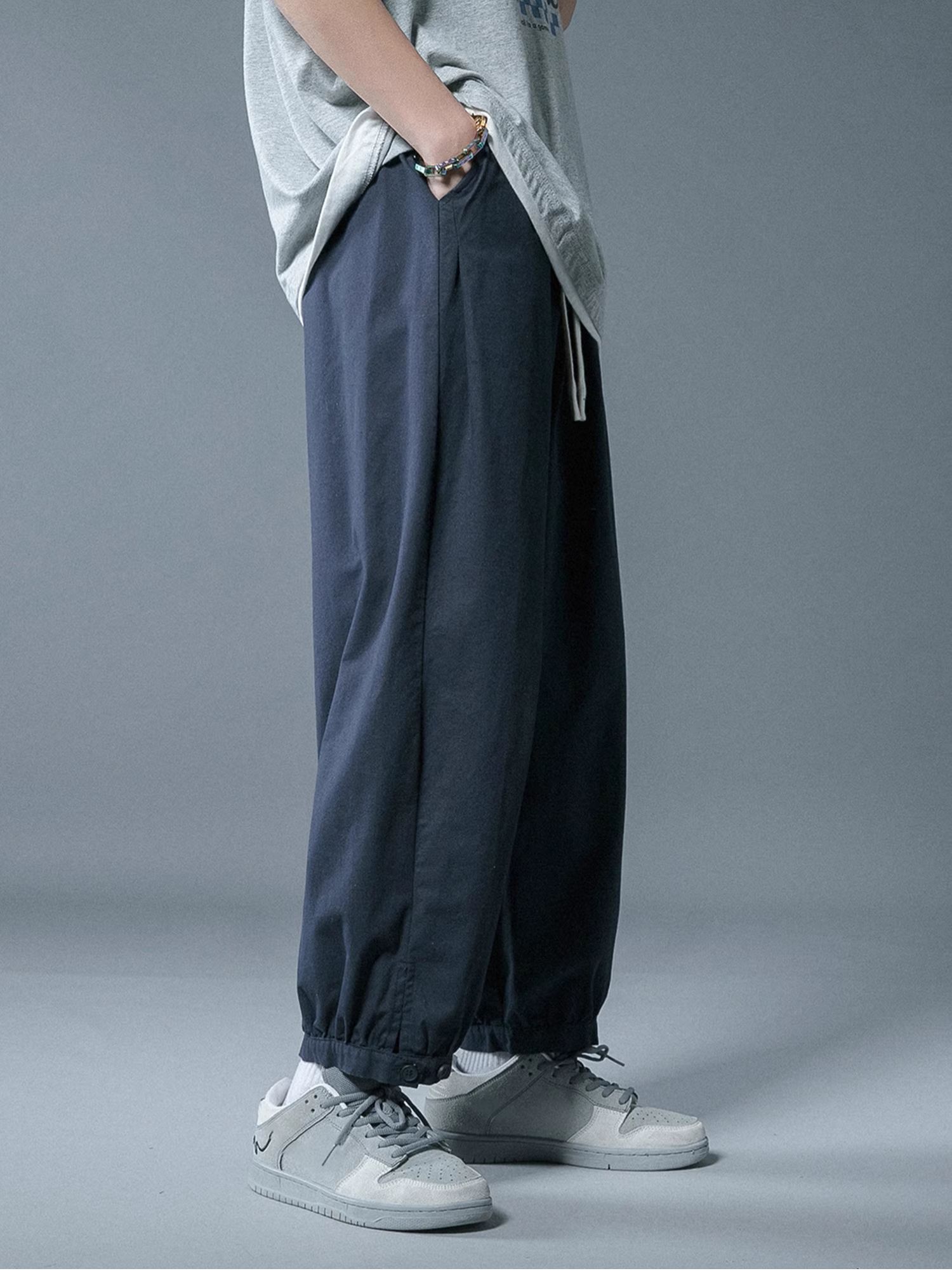 ワークパンツ ゆったり裾絞りドロストチノパン